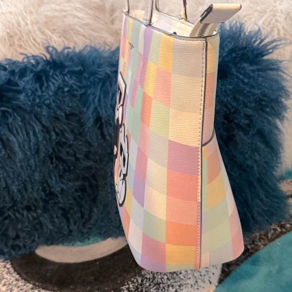 Karl Lagerfeld Paris Large Zip Top Tote style Shoulder Bag - Picture 8 of 16